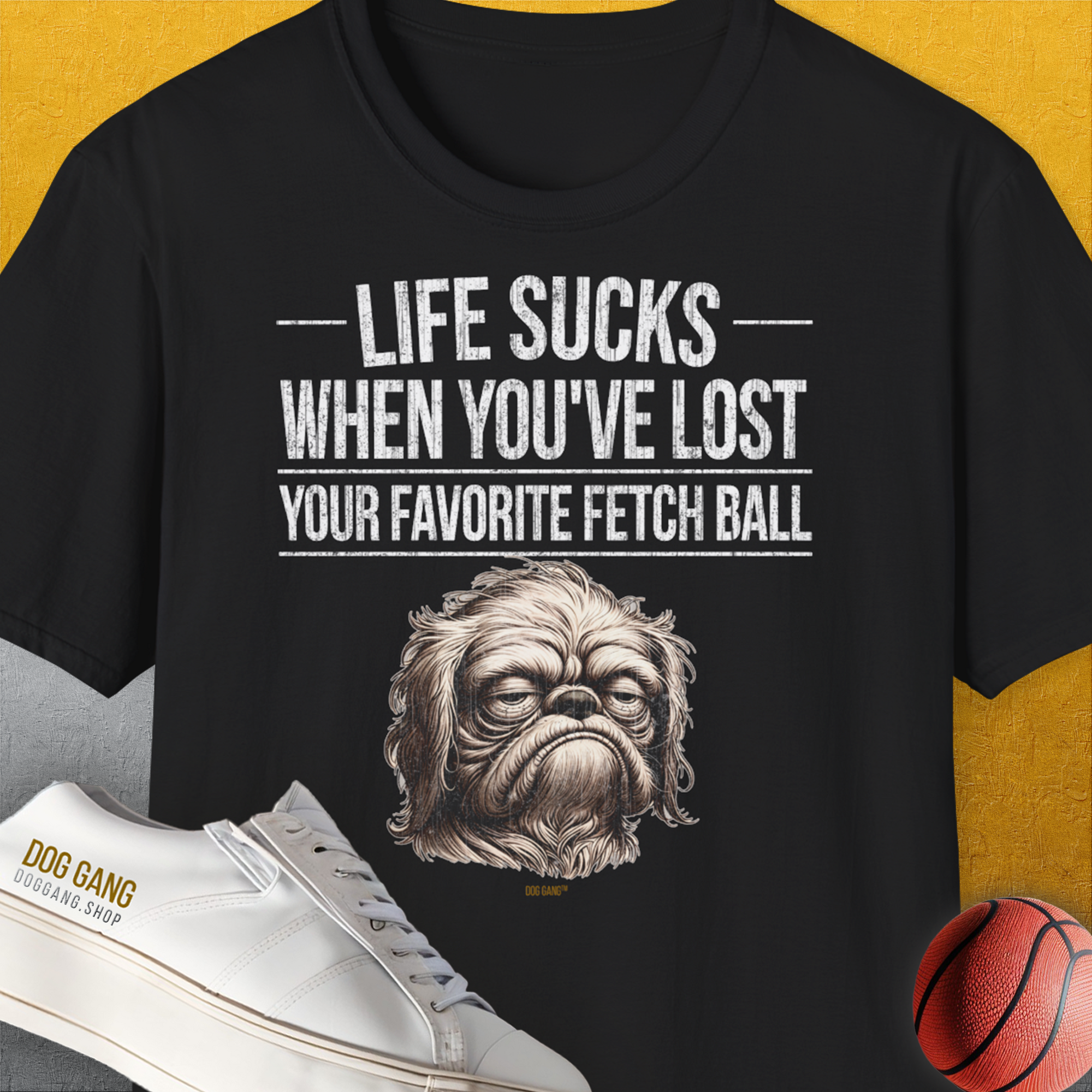 Life Sucks When You've Lost Your Favorite Fetch Ball, Volume 2, Unisex T-Shirt-Black-bequemes Shirt mit lustigem Spruch für Hundebesitzer, Design by Dog Gang
