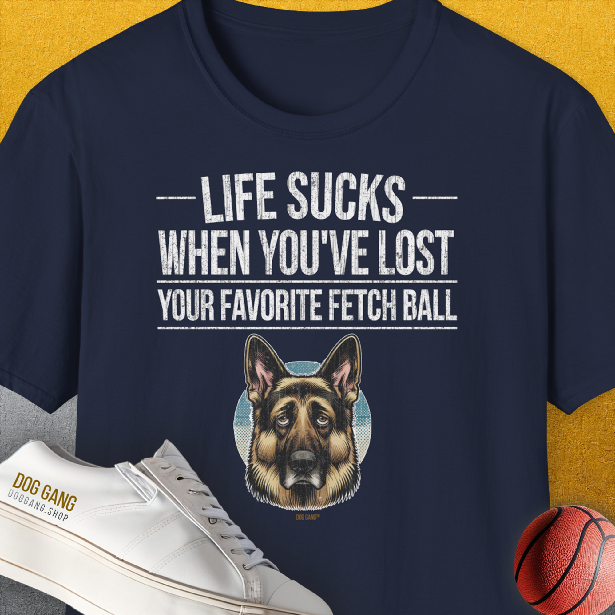 Life Sucks When You've Lost Your Favorite Fetch Ball, Volume 4, Unisex T-Shirt-Navy-lustiges Shirt für Hundeliebhaber, Design by Dog Gang