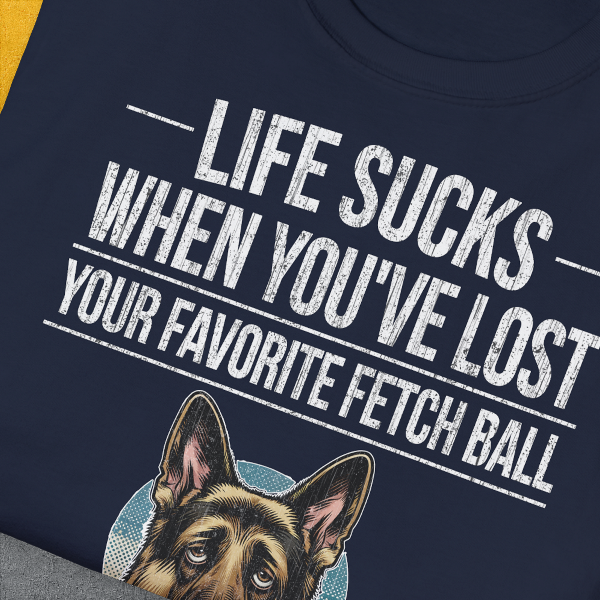 Life Sucks When You've Lost Your Favorite Fetch Ball, Volume 4, Unisex T-Shirt-humorvolles Hundeshirt, lustiger Spruch mit Hund, Design by Dog Gang