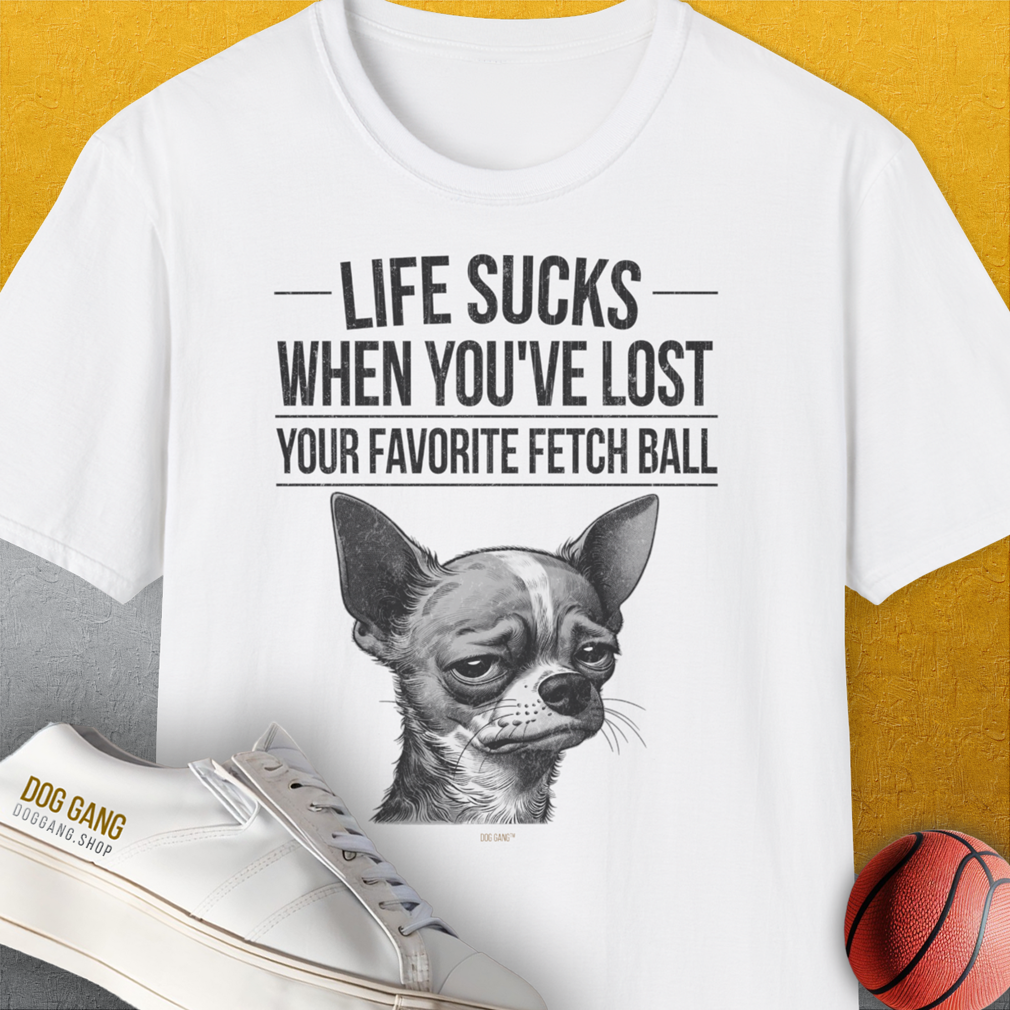 Life Sucks When You've Lost Your Favorite Fetch Ball, Volume 6, Unisex T-Shirt-White-bequemes Shirt mit lustigem Spruch für Hundebesitzer, Design by Dog Gang