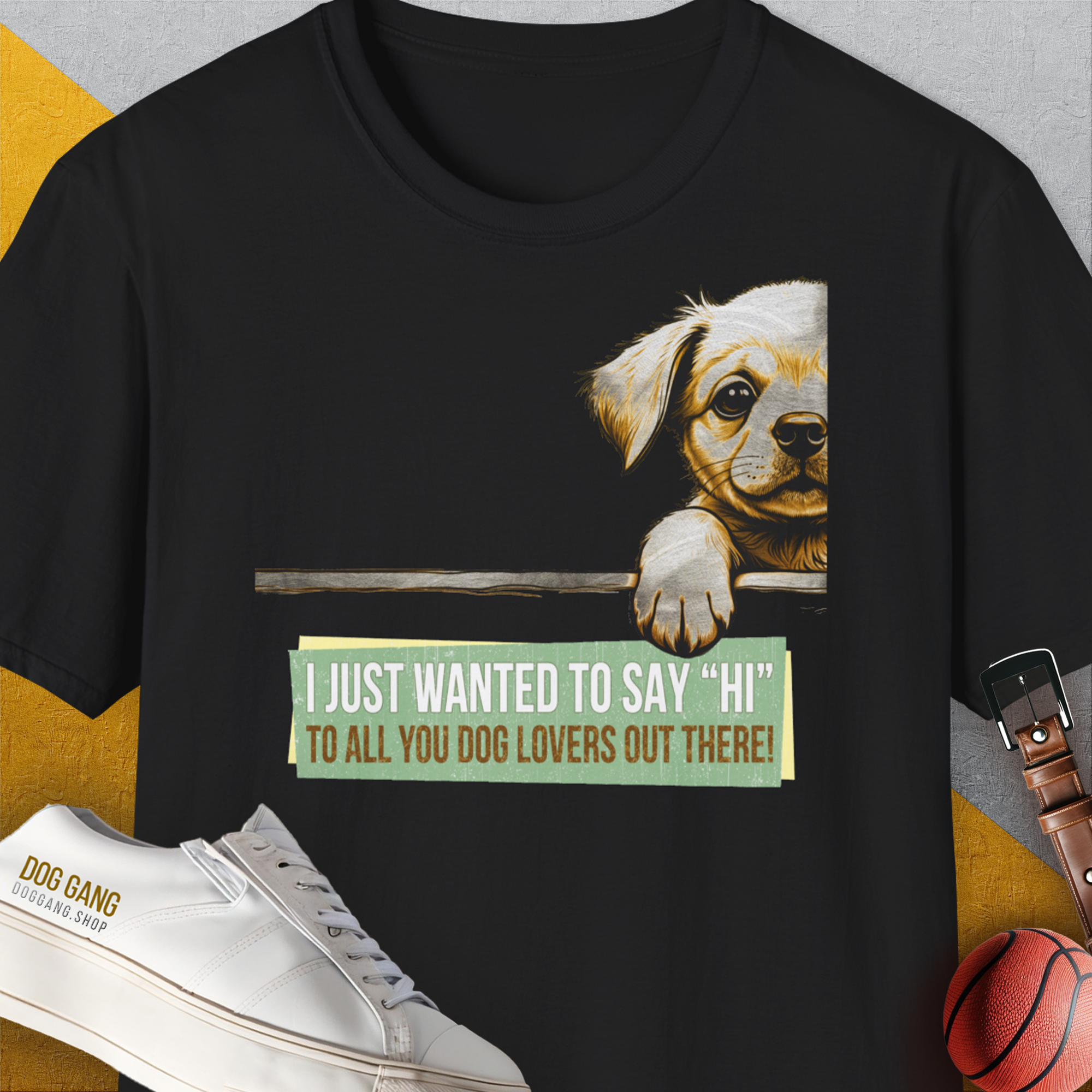 "Say Hi" Series, Volume 2, Unisex T-Shirt-Black-bequemes Softstyle - Tshirt. Lustiger Spruch mit Hund. Für Hundefreunde, in- und outdoor. Design by Dog Gang