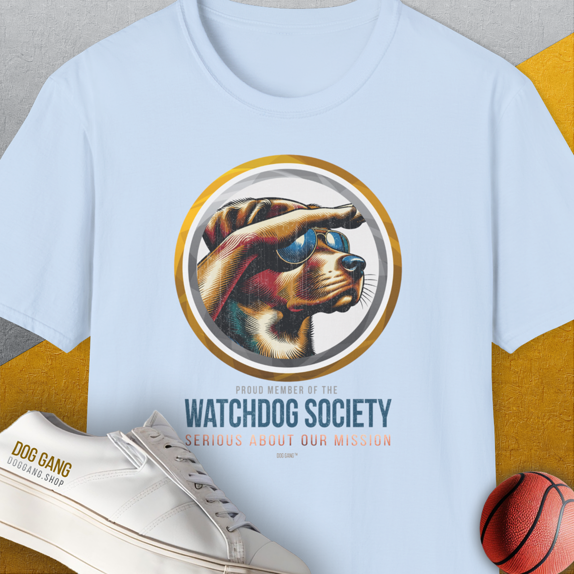 (Member Of The) Watchdog Society Series, Volume 1, Unisex T-Shirt, lustiger Spruch mit Hund. Für humorvolle Hundefreunde. Design by Dog Gang