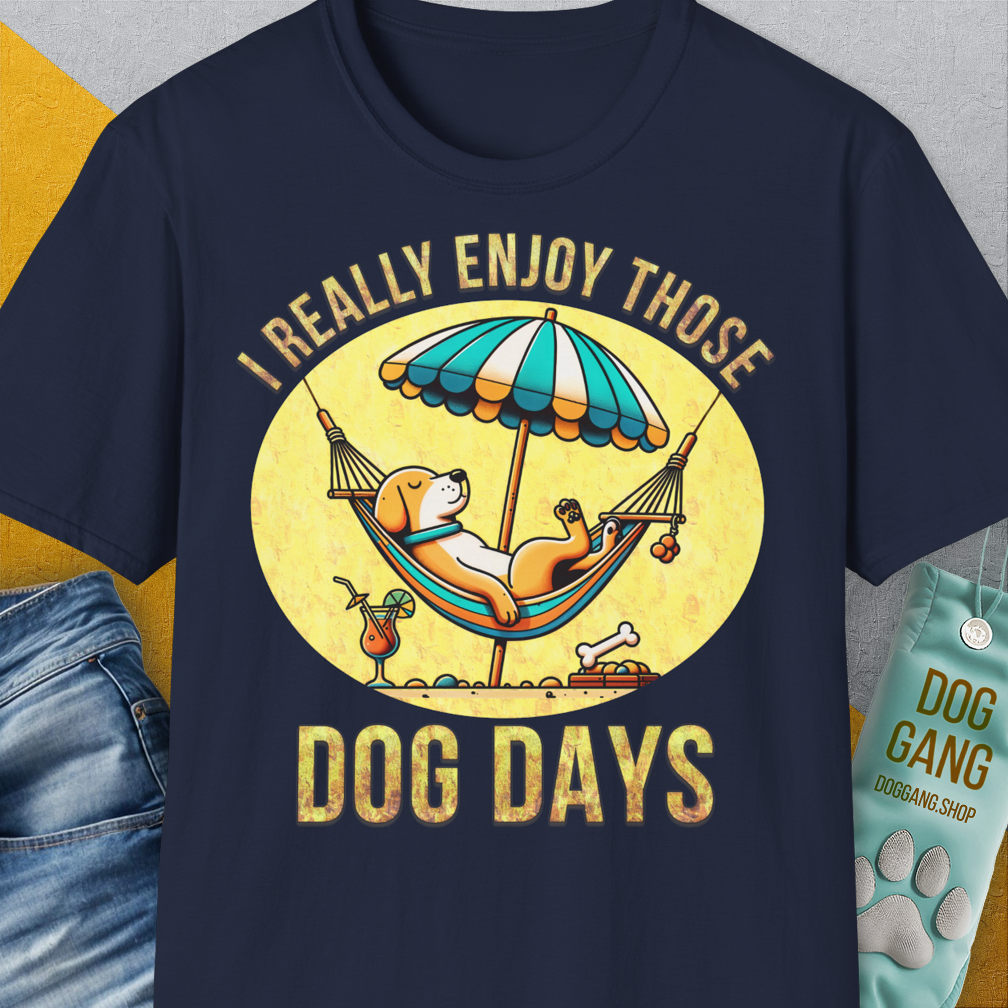 I Really Enjoy Those Dog Days, Unisex T-Shirt, lustiger Spruch mit Hund. Für humorvolle Hundefreunde. Design by Dog Gang