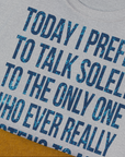 The Only One Who Ever Really Listens To Me, Unisex T-Shirt-bequemes Shirt mit lustigem Spruch für Hundebesitzer, Design by Dog Gang