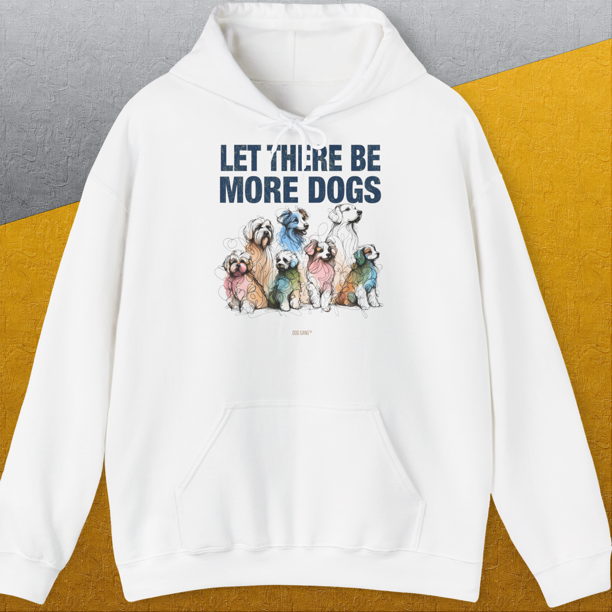 Der weiße Unisex-Kapuzenpullover „Let There Be More Dogs“ zeigt lebendige Hundeillustrationen und Texte. Hergestellt aus einer bequemen Mischung aus ethisch einwandfreier Baumwolle und Polyester. Entworfen von Dog Gang.