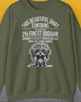 Das militärgrüne Unisex-Sweatshirt „This Beautiful Shirt Contains Finest Dog Hair, Volume 3“ zeigt eine süße Hundeillustration mit einer lustigen Botschaft über Hundehaare. Entworfen von Dog Gang.