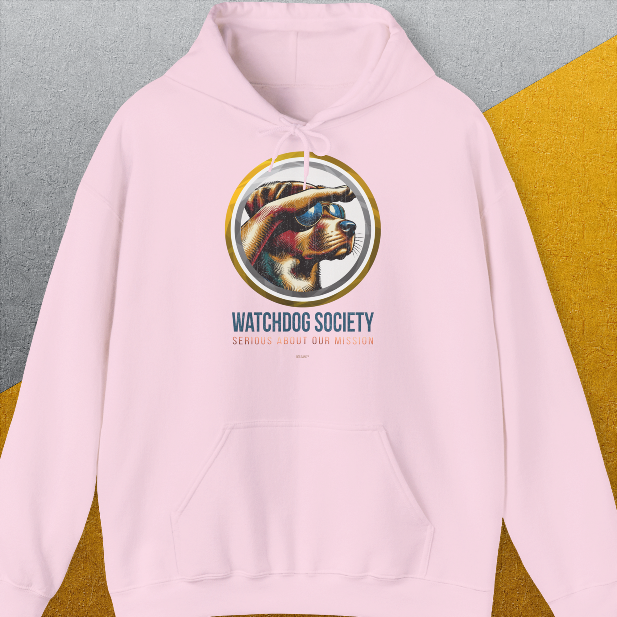 Watchdog Society Series, Volume 1, Unisex Hoodie-Light Pink-lustiger Spruch mit Hund auf weichem Kapuzenpulli für in- und outdoor. Design by Dog Gang